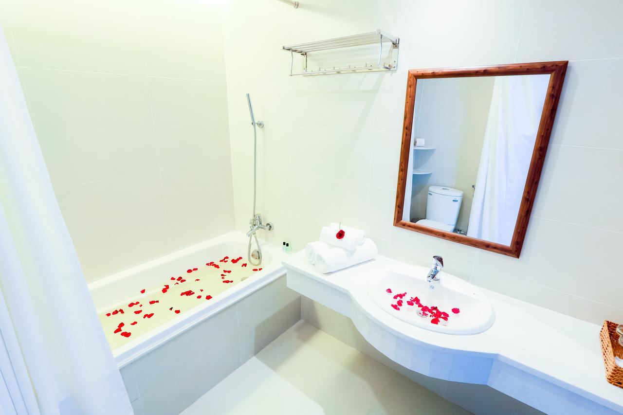 דואונג דונג Dao Ngoc Hotel מראה חיצוני תמונה